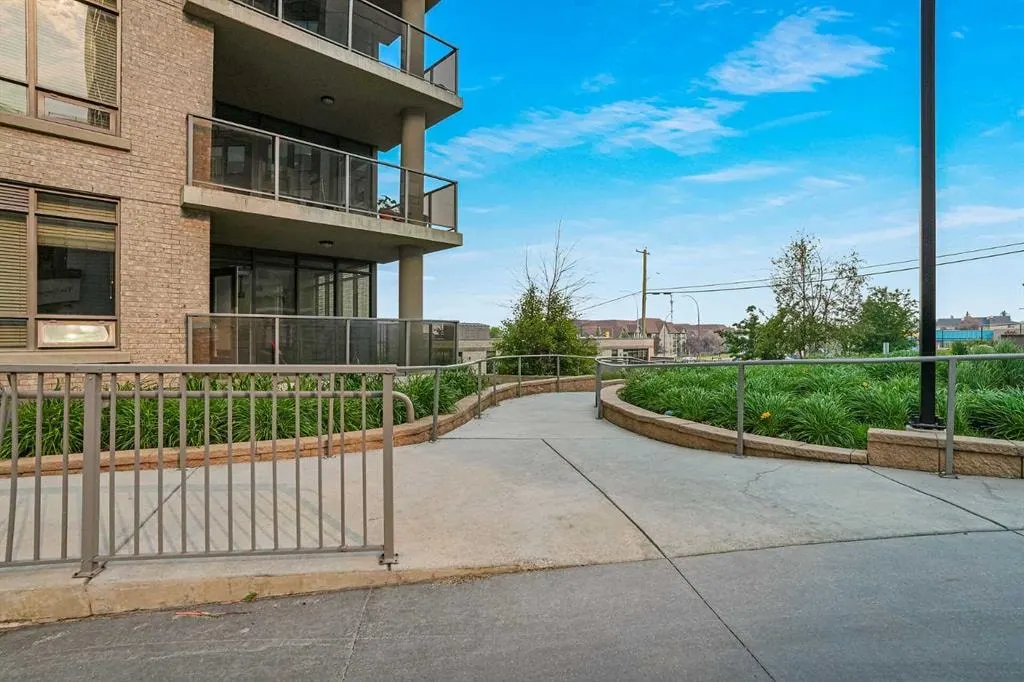 10 Shawnee Hill SW #106