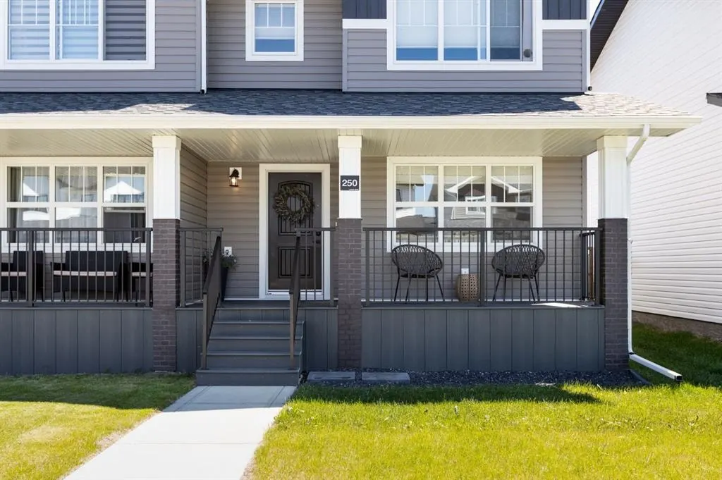 250 Halifax Close