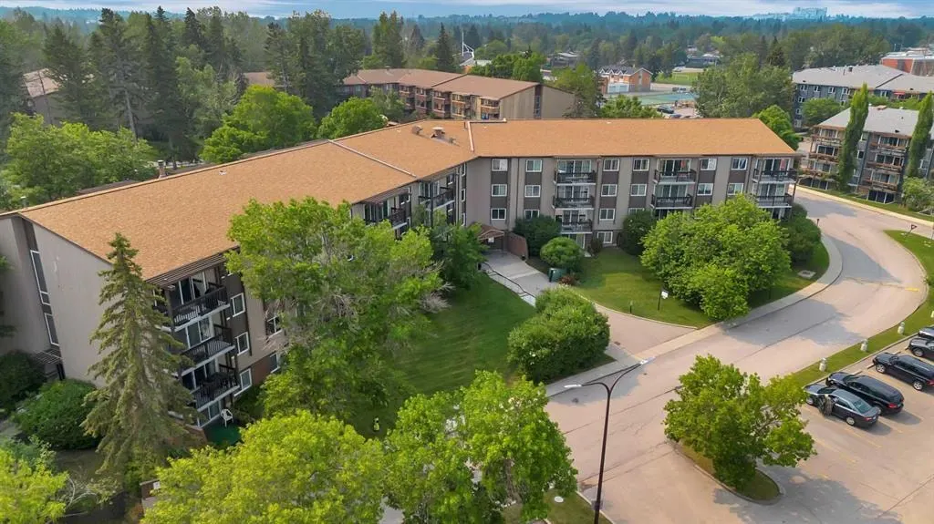 8948 Elbow Drive SW #809