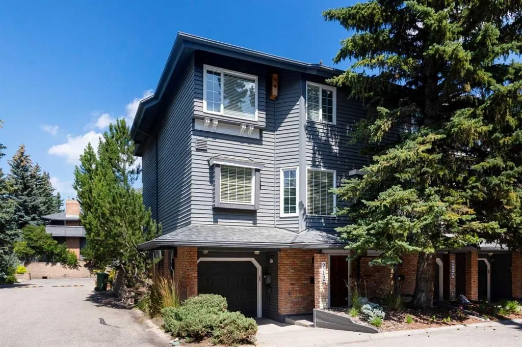 4037 42 Street NW #212