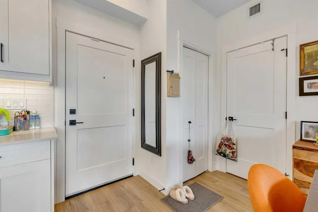 40 Sage Hill Walk NW #112