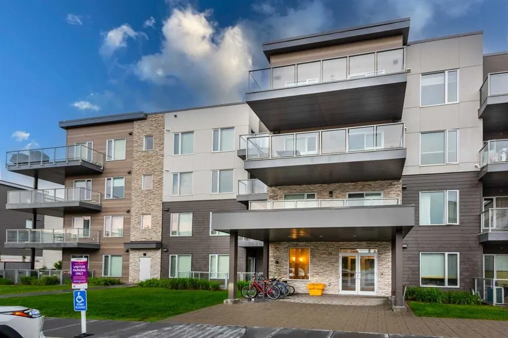 150 Shawnee Square SW #105