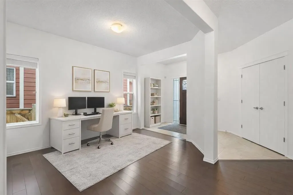 182 Auburn Sound Close SE
