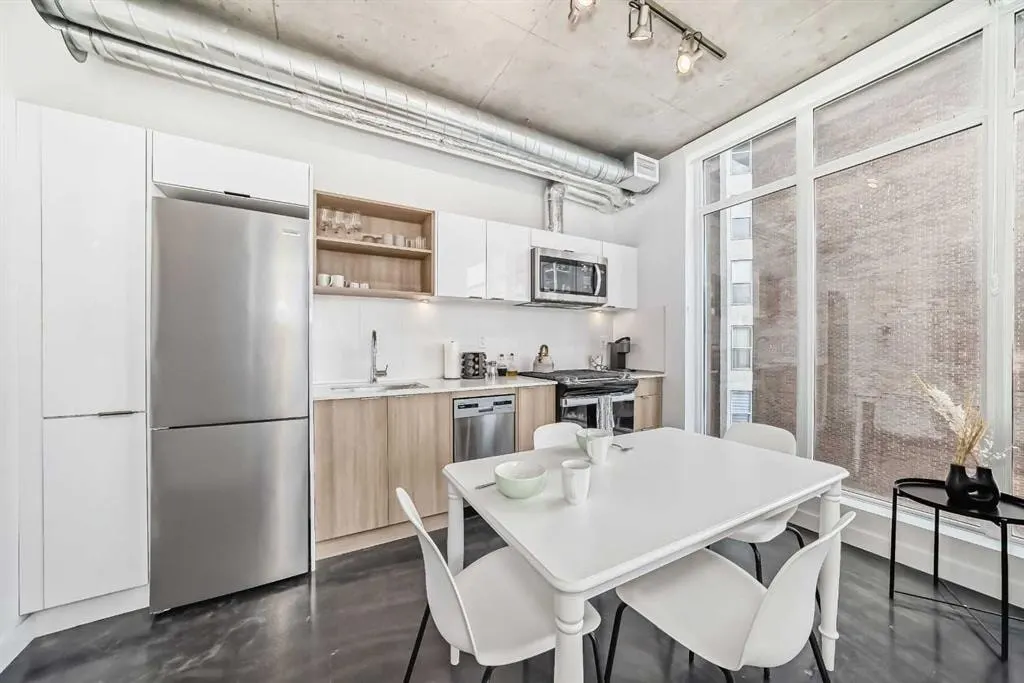 1319 14 Avenue SW #302
