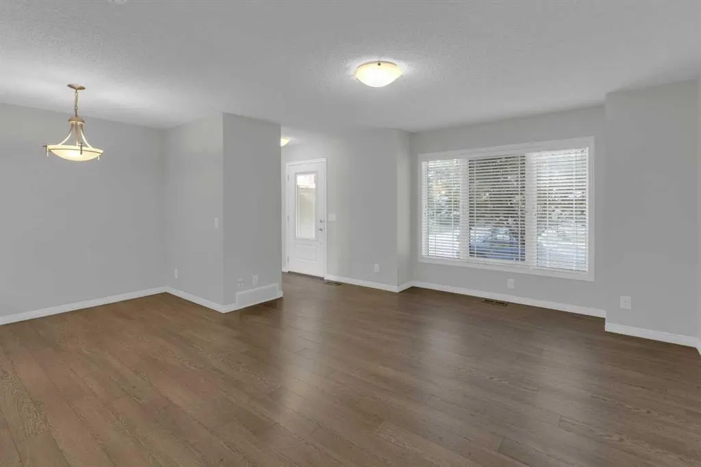 18 Windford Crescent SW