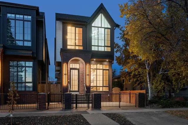 1330 8 Avenue SE, Inglewood