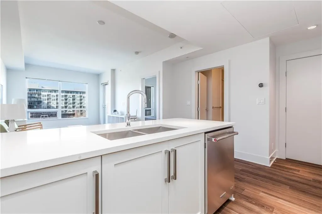 46 9 Street NE #707 — photo 3