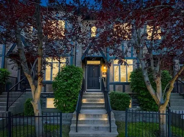 6 Scarpe Drive SW #20, Garrison Woods