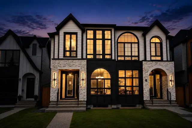2212 35 Street SW, Killarney/Glengarry